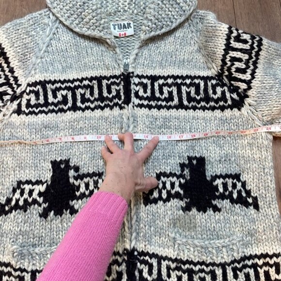 Vintage TUAK Large mens Thunderbird Cowichan zip-up knit wool cardigan sweater - Picture 7 of 13